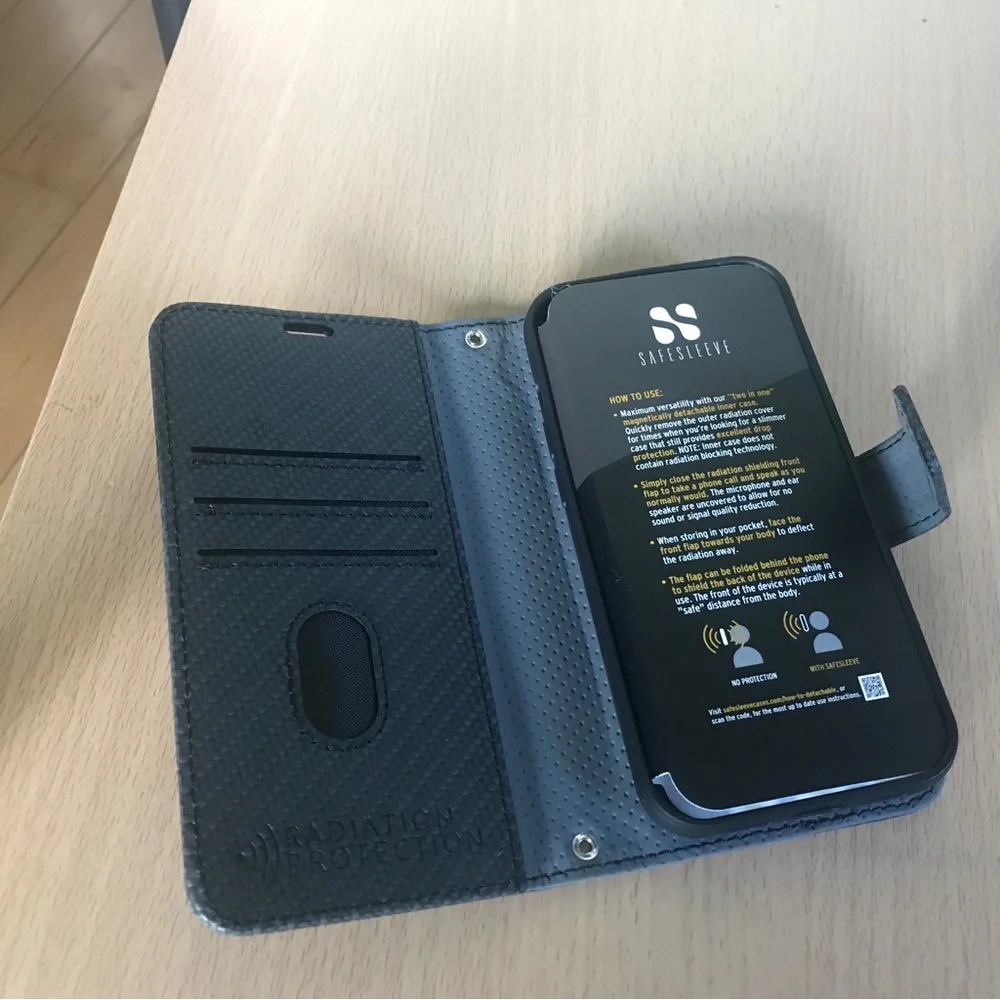 SafeSleeve Detachable for iPhone 14 Pro